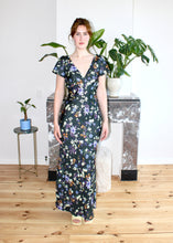 Load image into Gallery viewer, Celine short sleeve maxi dress black floral

