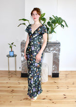 Load image into Gallery viewer, Celine short sleeve maxi dress black floral
