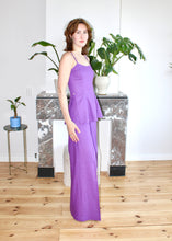Load image into Gallery viewer, Amelia low neckline top purple linen
