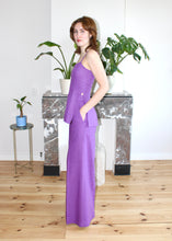 Load image into Gallery viewer, Amelia low neckline top purple linen
