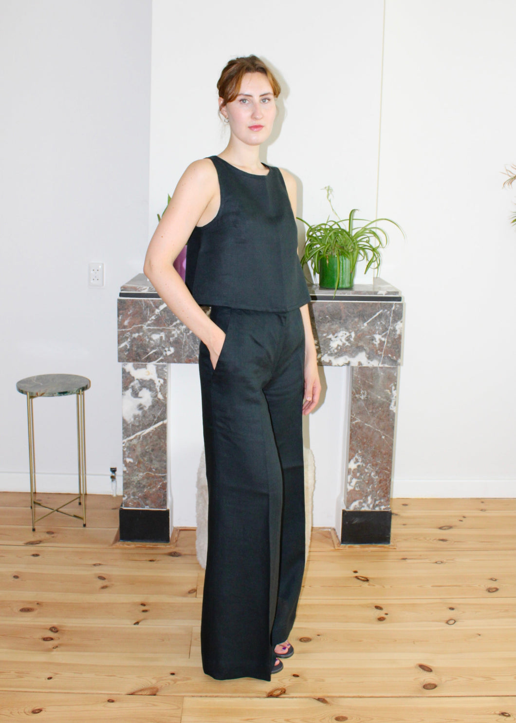 Stacy top navy blue linen