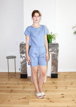 Load image into Gallery viewer, Stacy top short sleeves dusty blue linen
