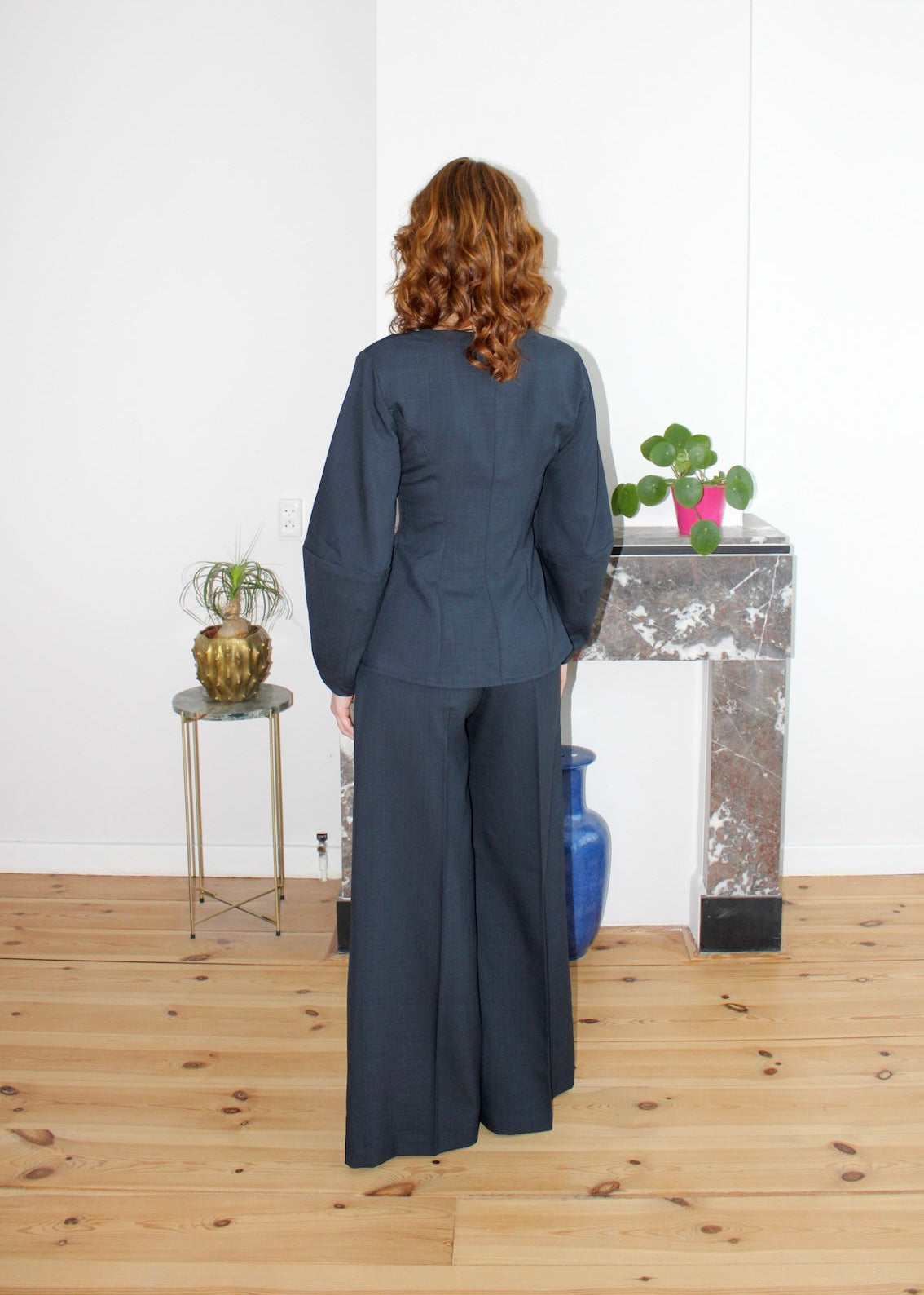 Gloria blouse navy wool V neck