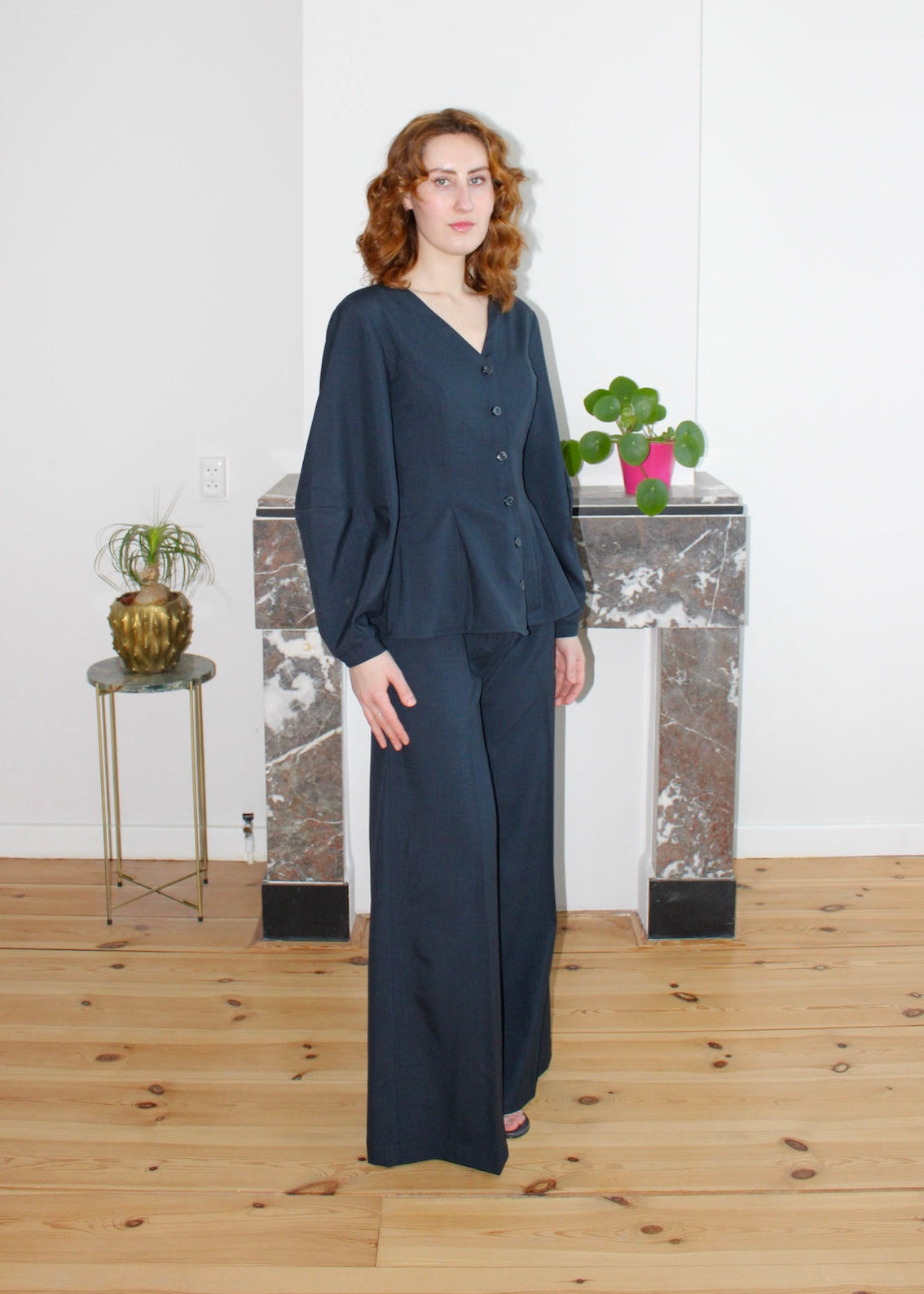 Gloria blouse navy wool V neck