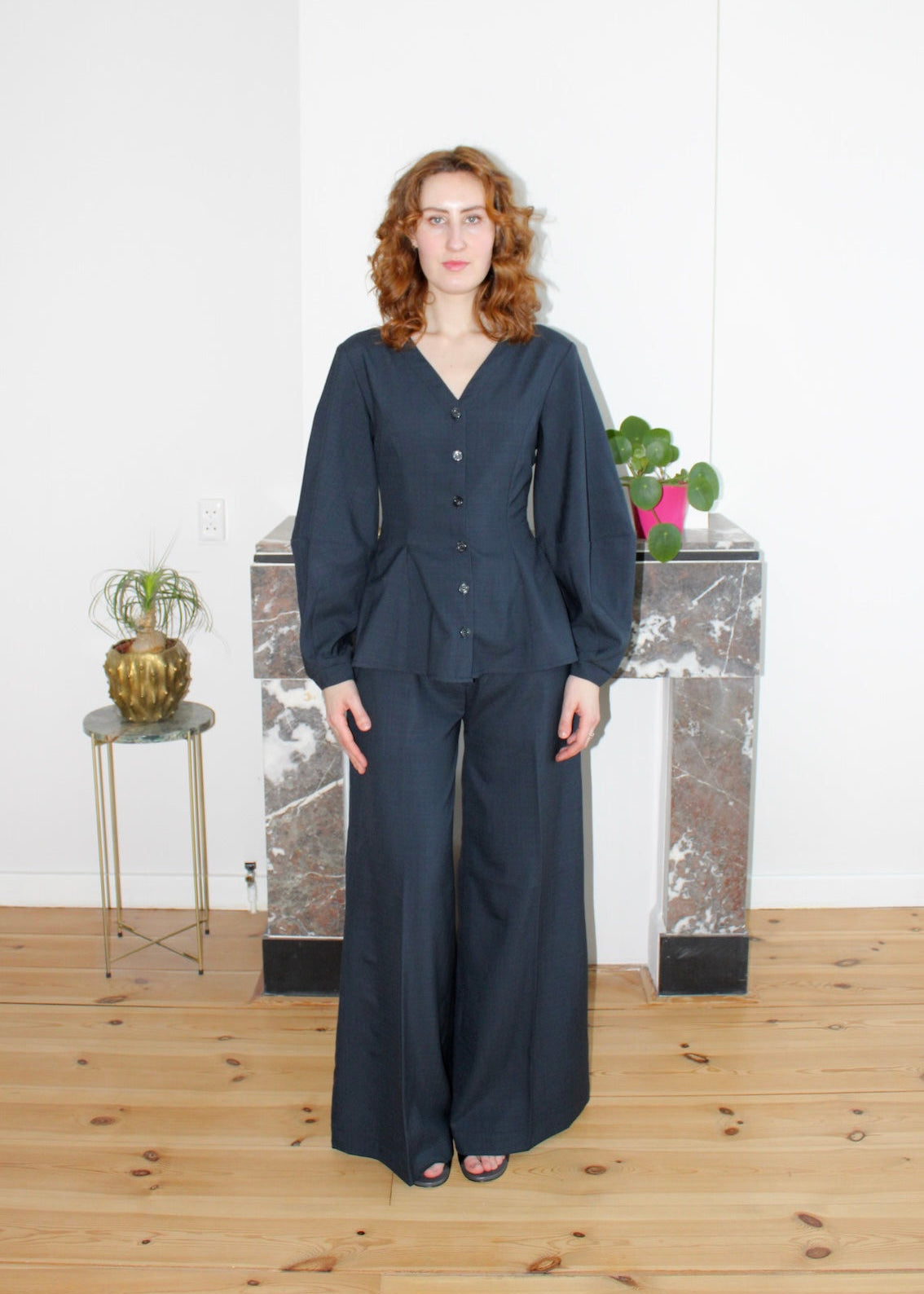 Gloria blouse navy wool V neck