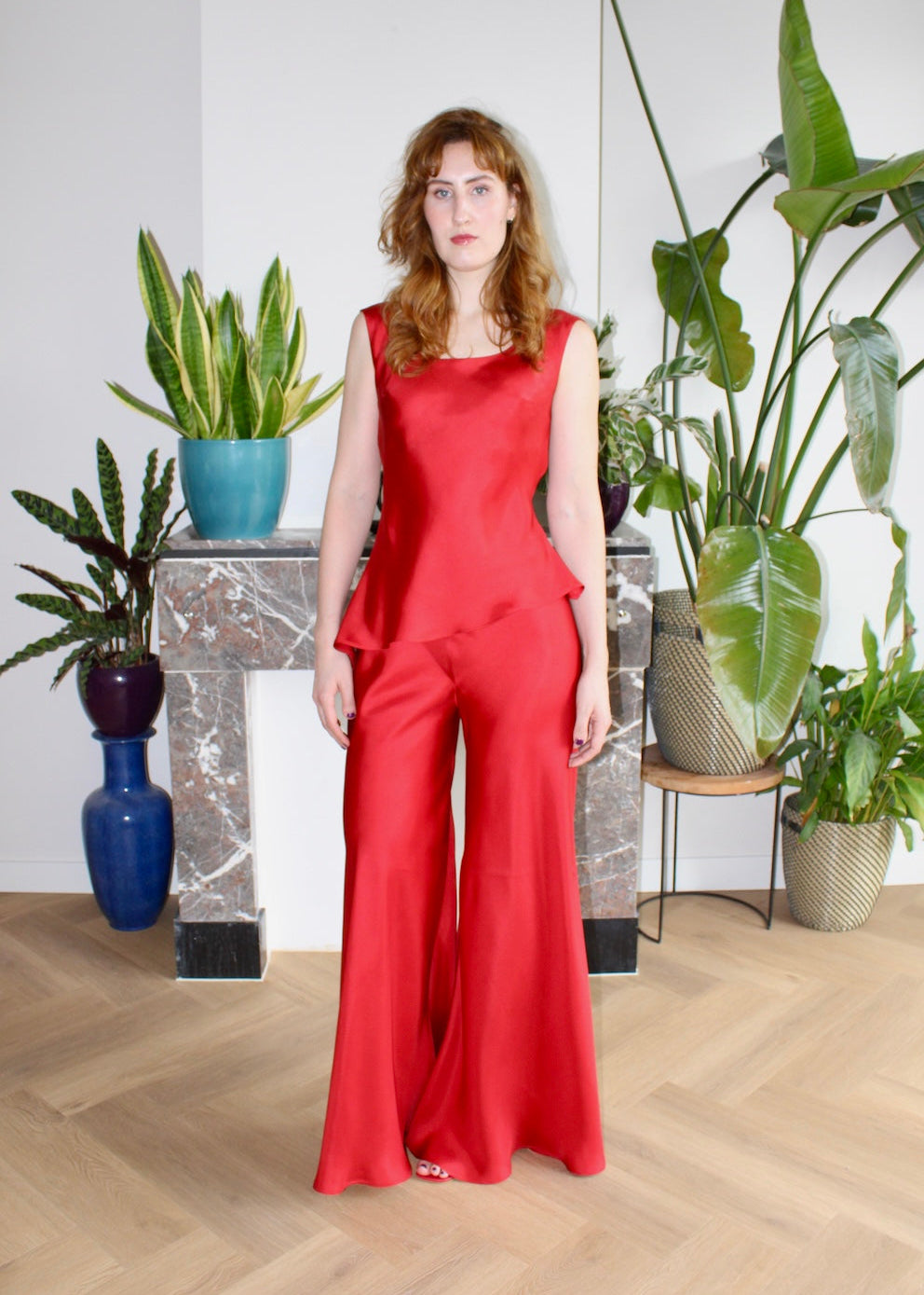 Marilyn top red silk