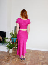 Load image into Gallery viewer, Violetta skirt fuchsia floral silk
