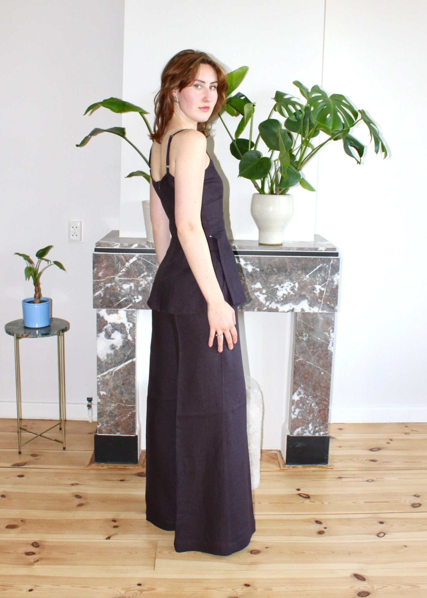 Amelia low neckline top espresso brown linen - Luci's Lemons