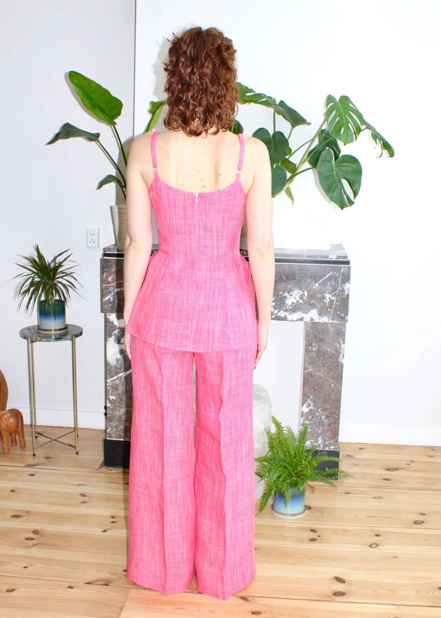 Amelia low neckline top pink linen - Luci's Lemons