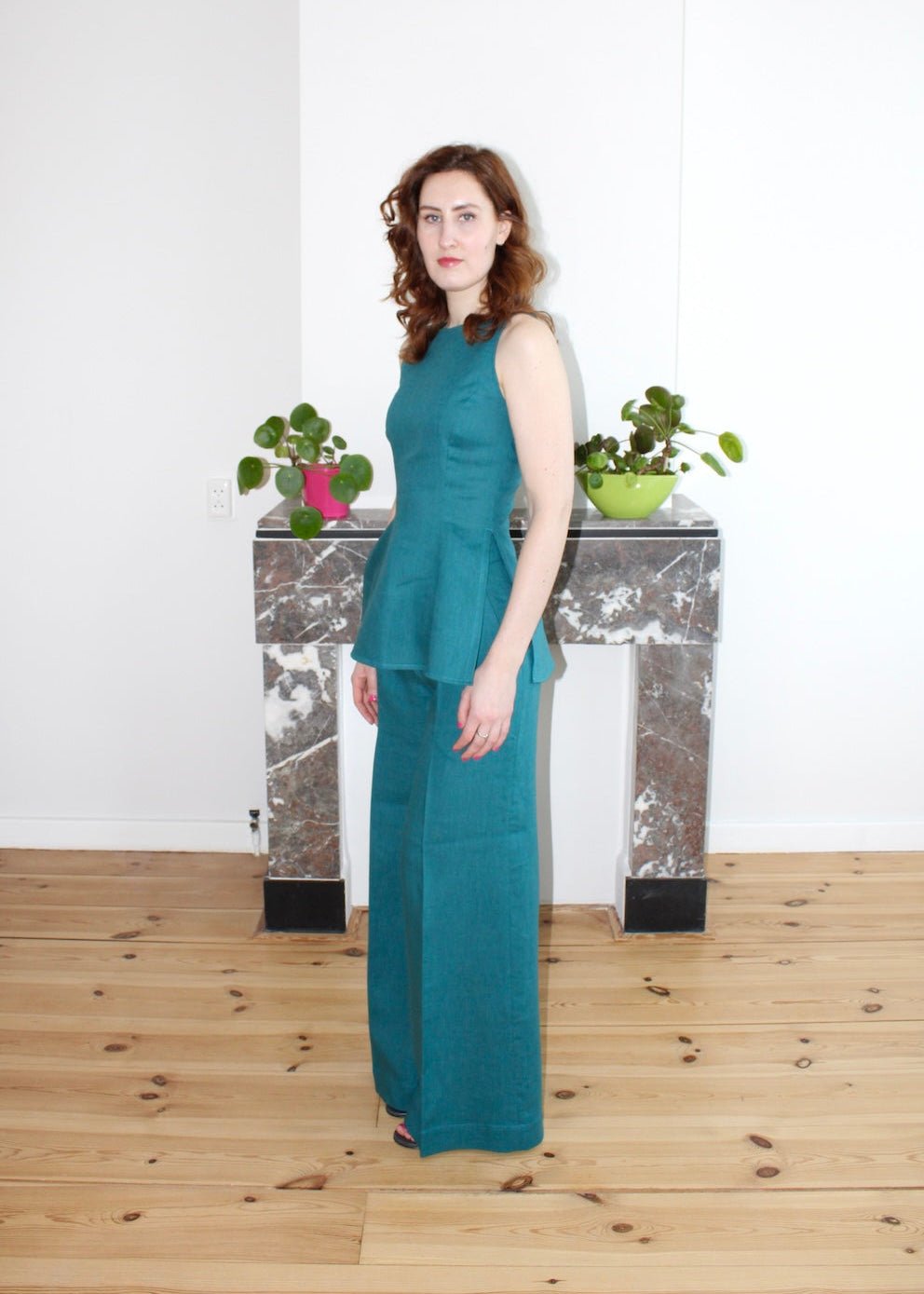 Amelia top deep turquoise linen - Luci's Lemons