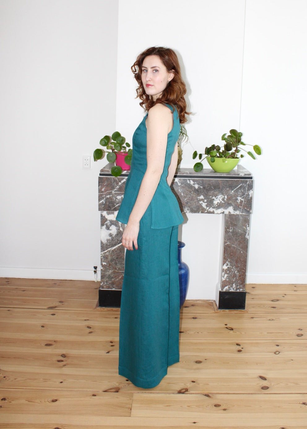 Amelia top deep turquoise linen - Luci's Lemons