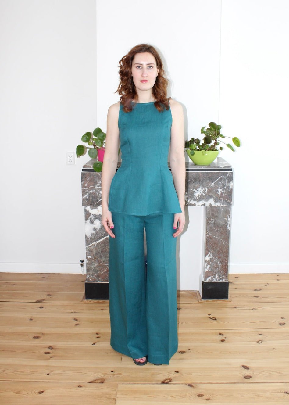 Amelia top deep turquoise linen - Luci's Lemons