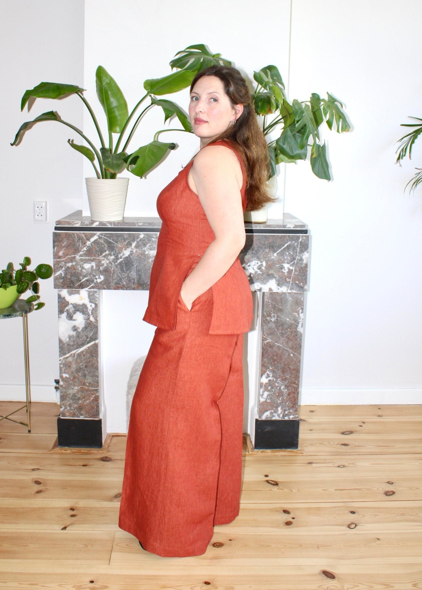 Amelia top rust orange linen - Luci's Lemons
