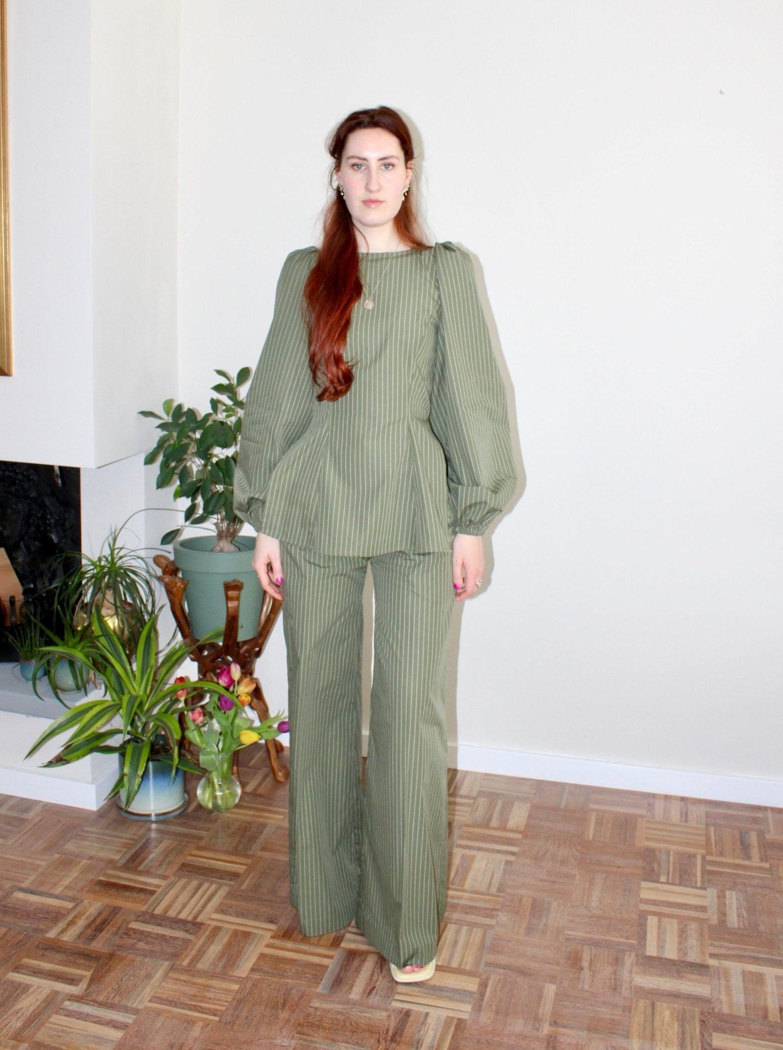 Amelia trousers sage green stripe - Luci's Lemons
