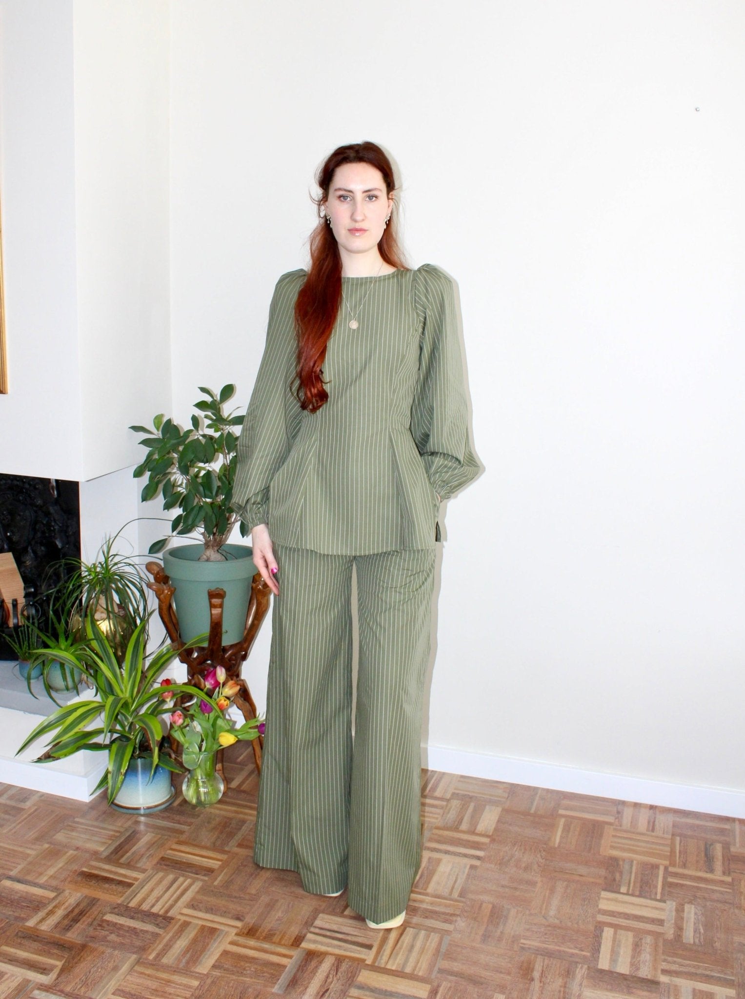 Amelia trousers sage green stripe - Luci's Lemons