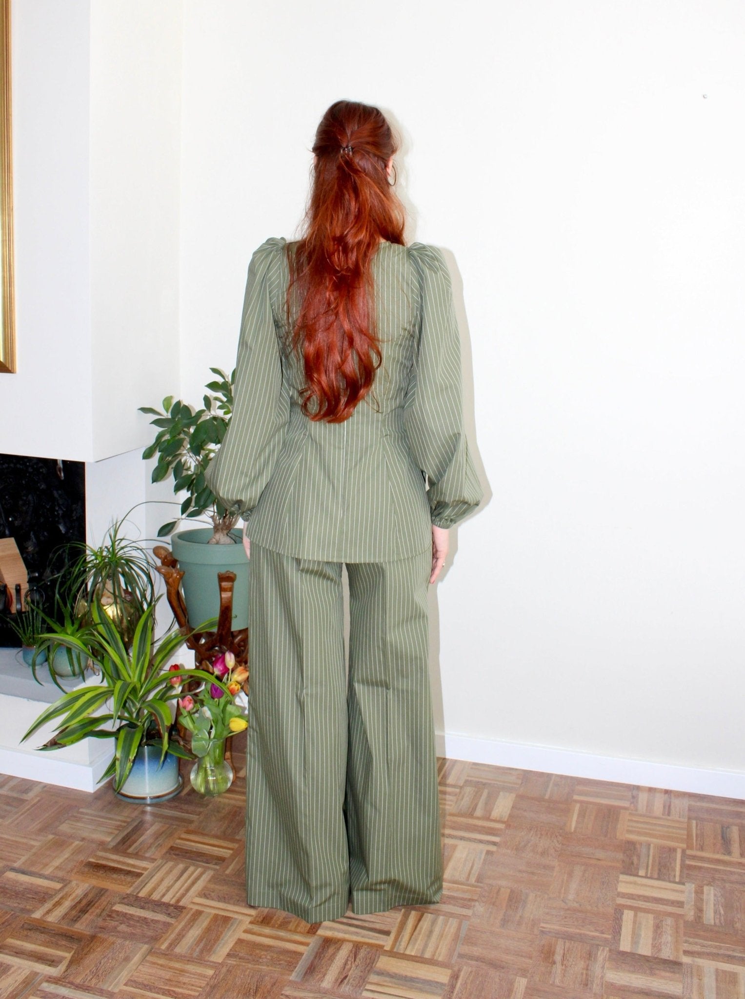 Amelia trousers sage green stripe - Luci's Lemons