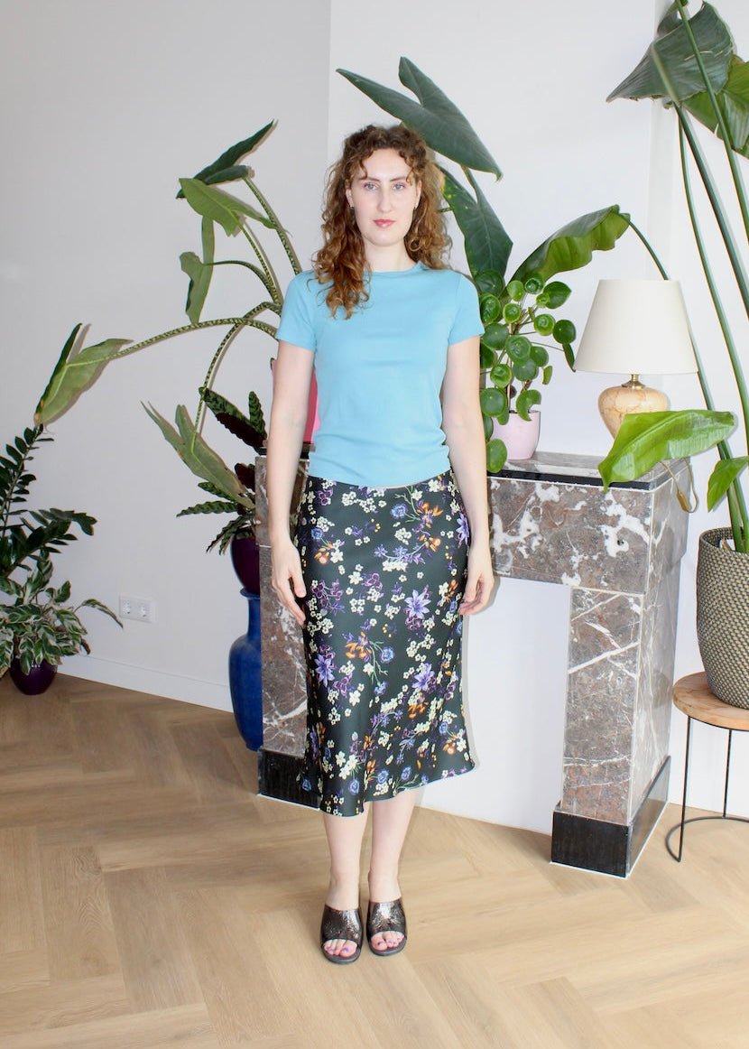 Bias skirt - Black floral - S, M - Luci's Lemons