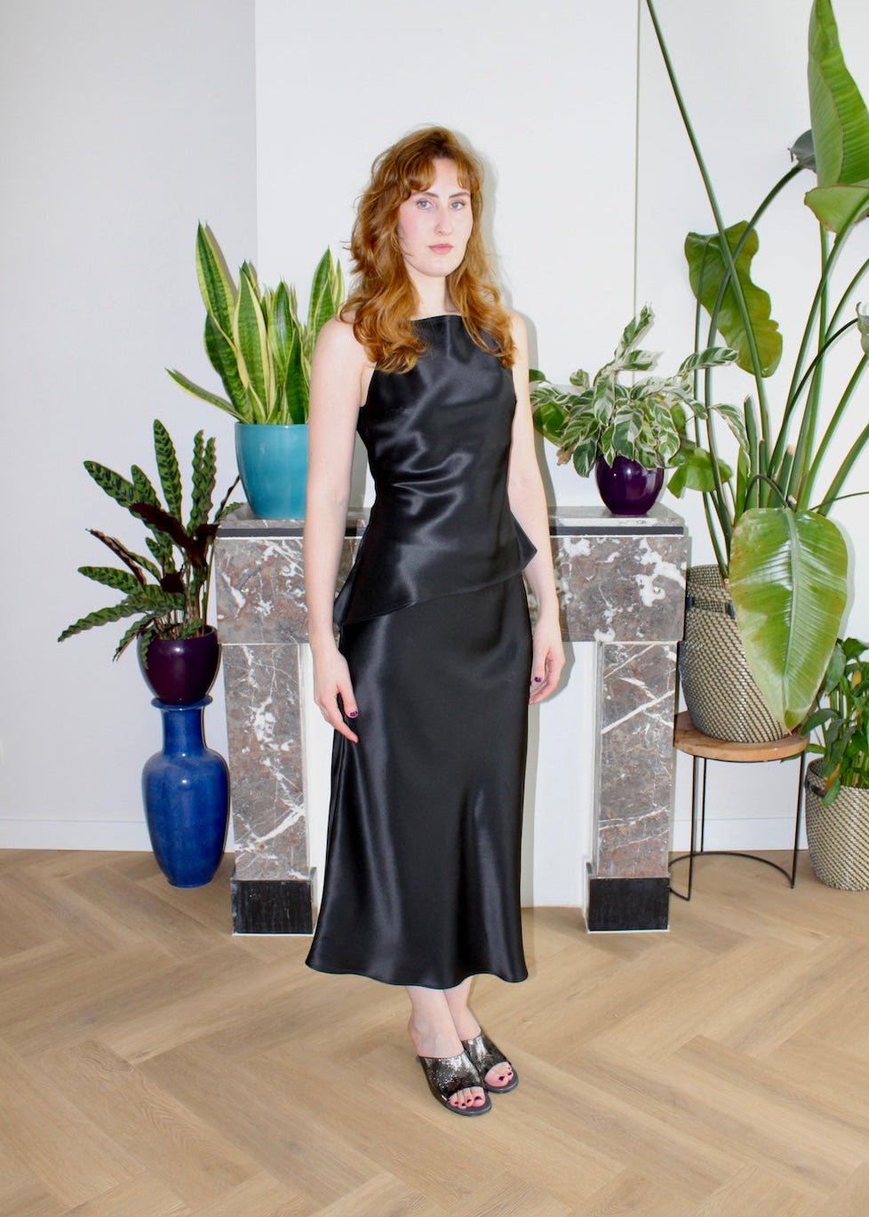 Clementine Bias midi skirt black silk - Luci's Lemons