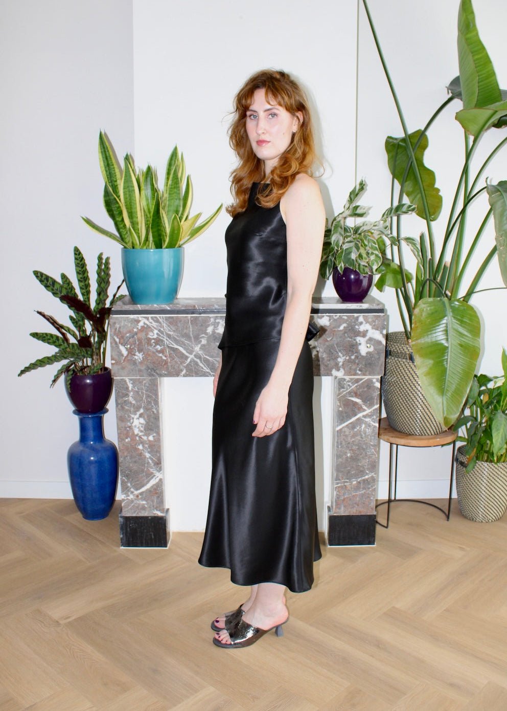 Clementine Bias midi skirt black silk - Luci's Lemons