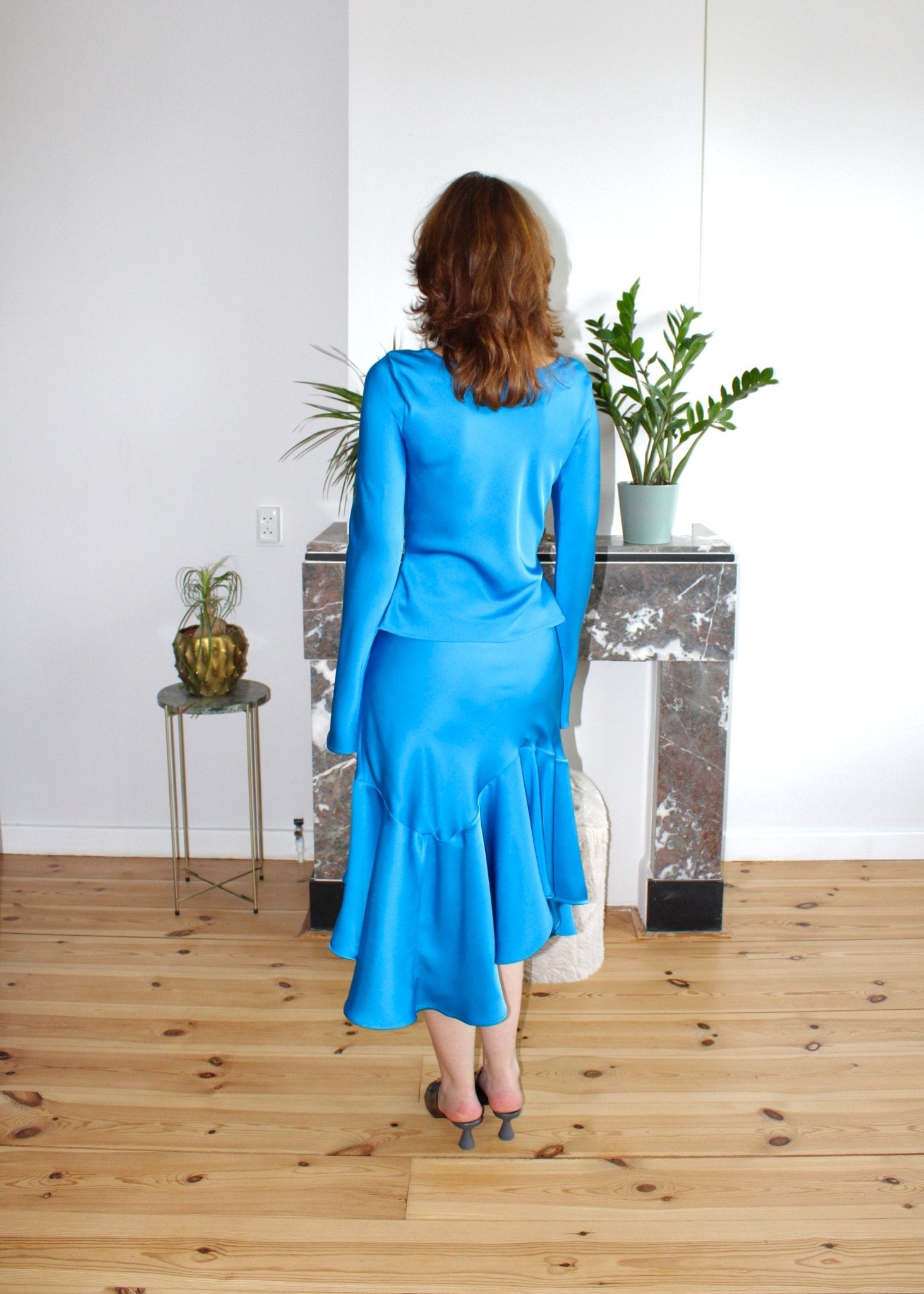 Genevieve skirt azure blue silk - Luci's Lemons