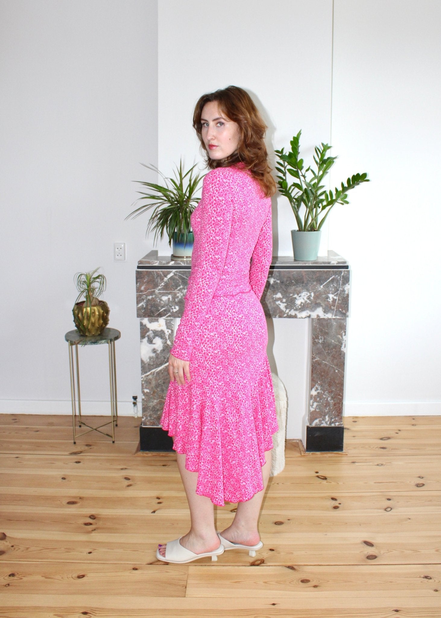 Genevieve skirt pink hearts - Luci's Lemons