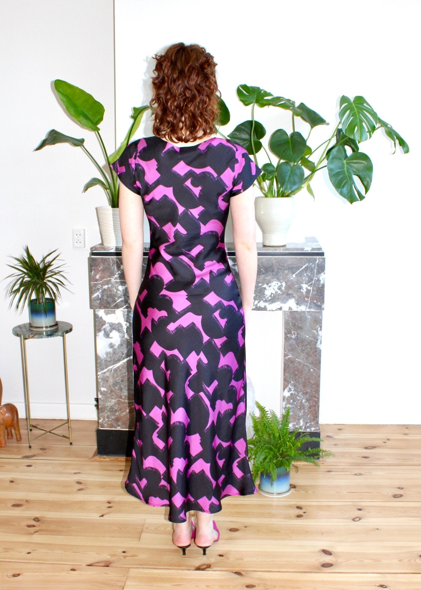 Margo midi dress pink and black print - Luci's Lemons