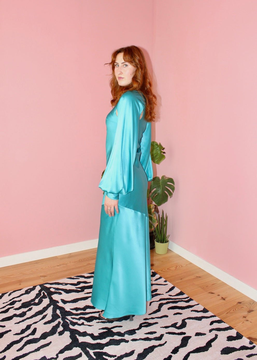 Mary shrug turquoise silk - Luci's Lemons