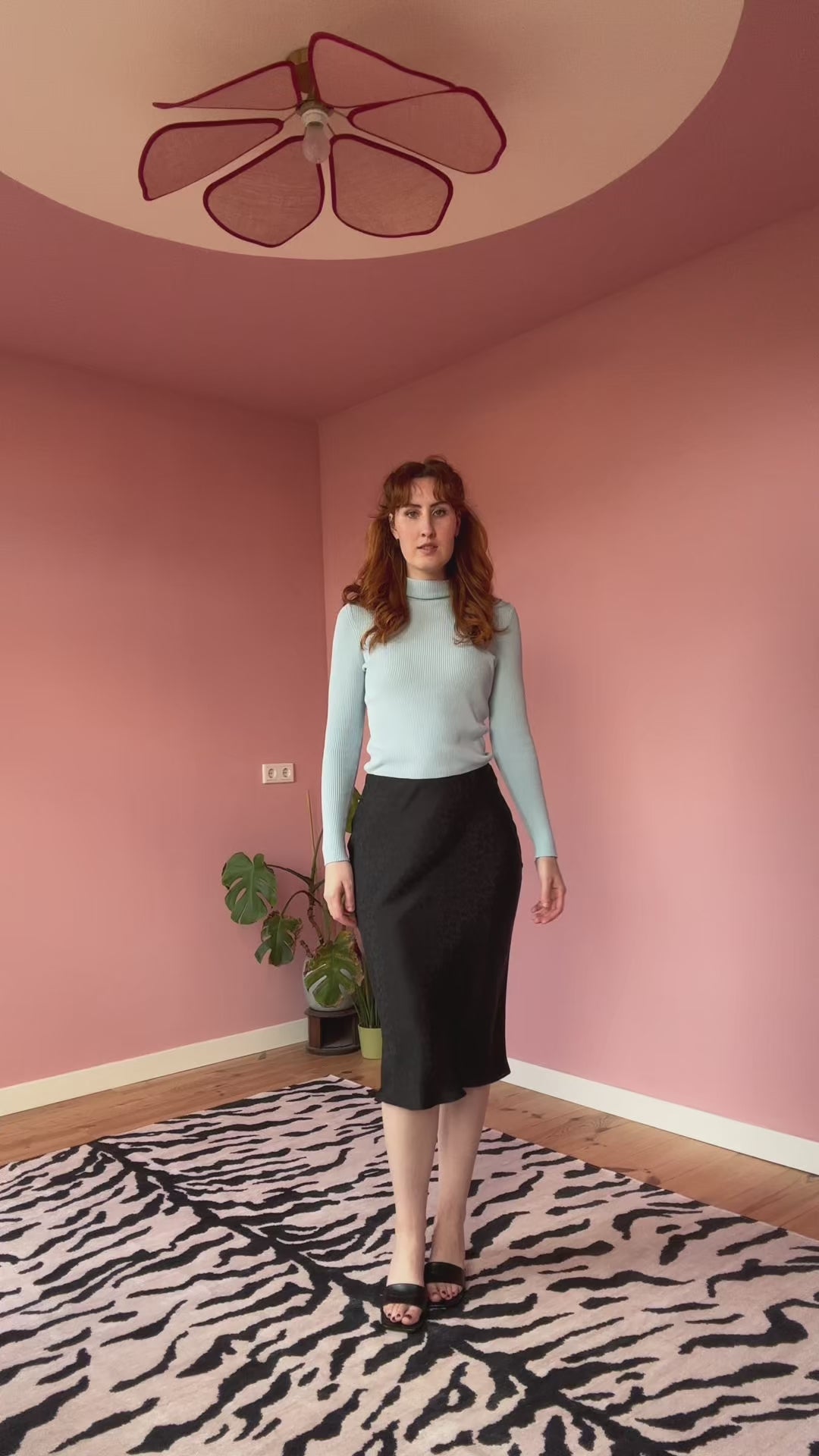 Bias skirt - Black floral silk