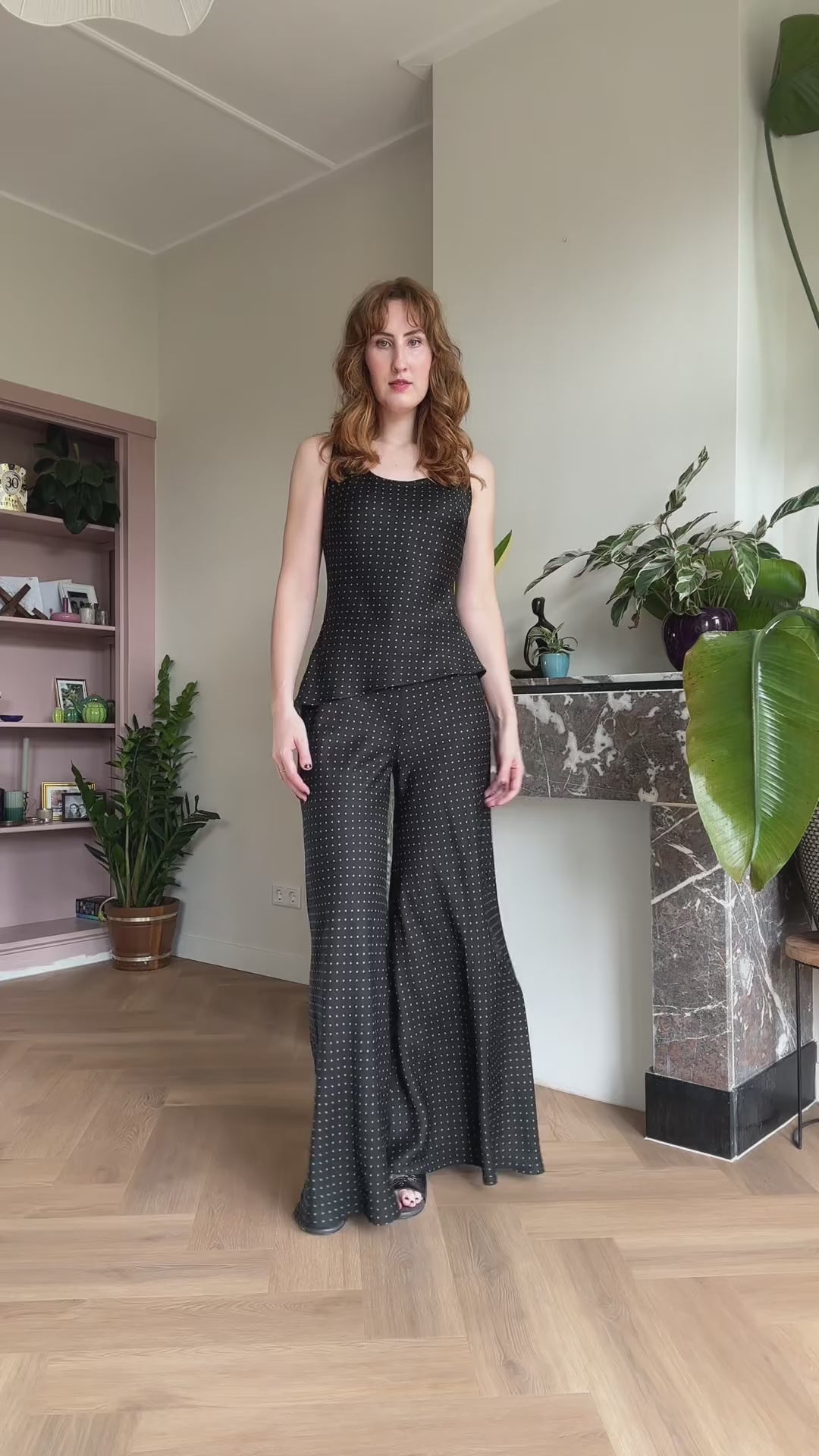 Vera top black and green polka dot