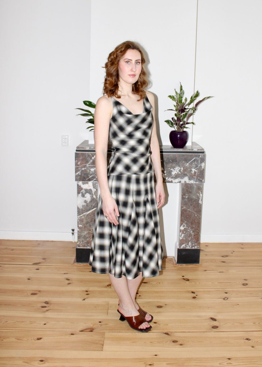 Rhiannon short midi skirt black plaid - Luci's Lemons