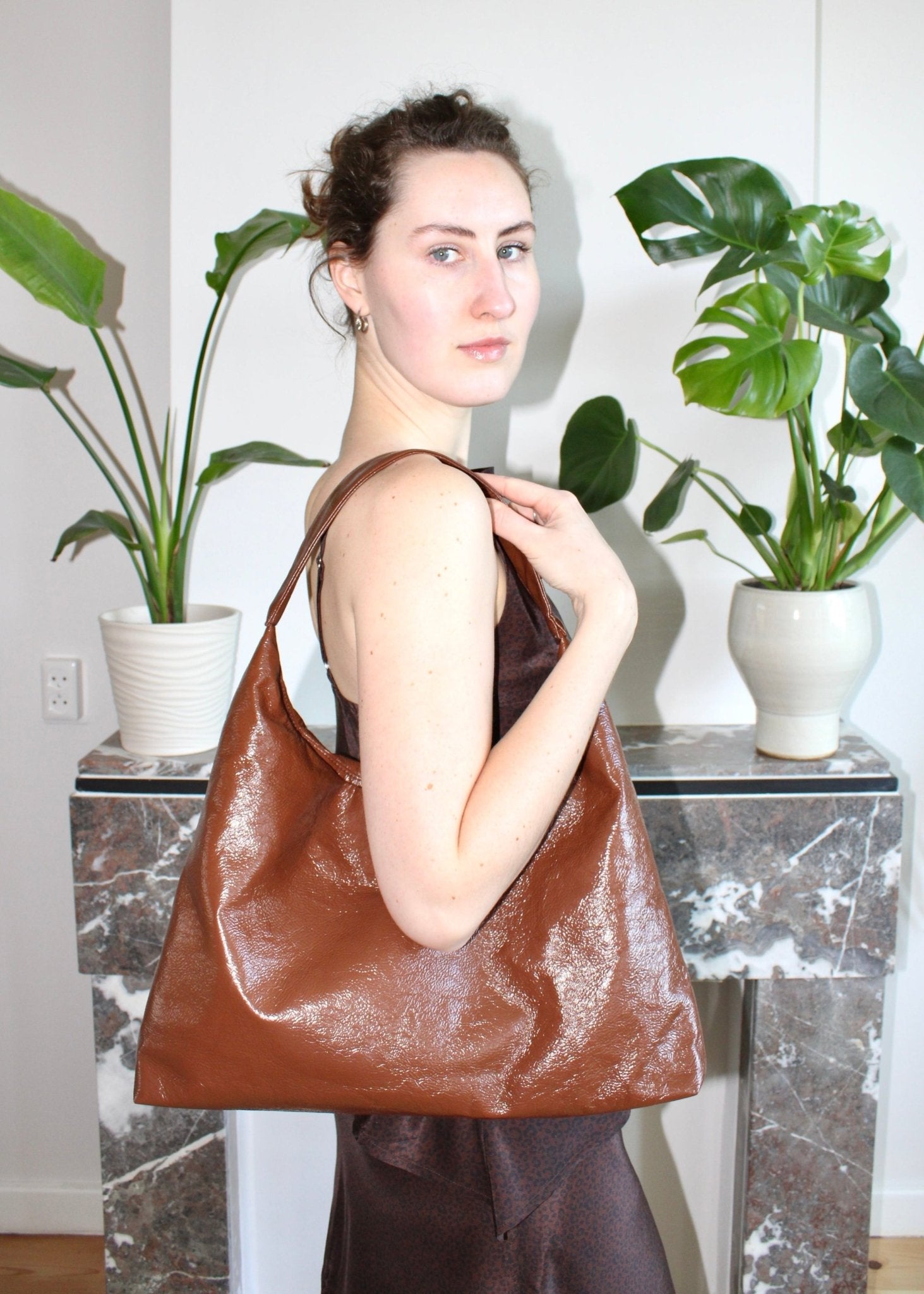 Sloane bag in brown - Luci's Lemons