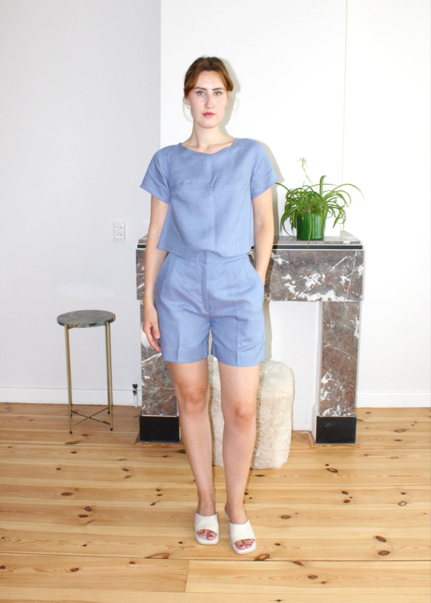 Stacy top short sleeves dusty blue linen - Luci's Lemons