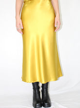 Load image into Gallery viewer, Violetta skirt sunflower silk
