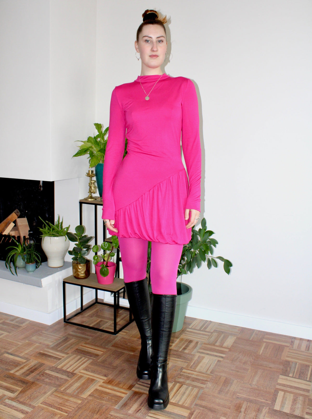 Sample - Delilah dress fuchsia